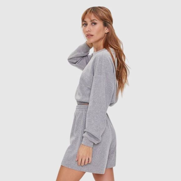Gray Soft Sweatshirt & Shorts Set - Picture 5 of 6